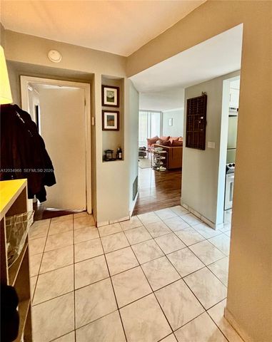 1304 NE 191st St A232, Miami, FL 33179