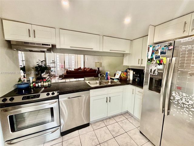1304 NE 191st St A232, Miami, FL 33179