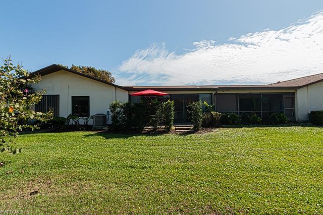 187 Round Key CIR D3, Naples, FL 34112