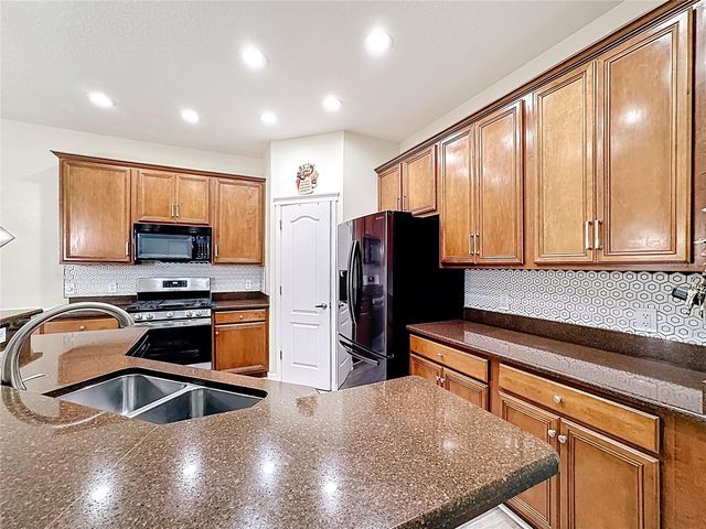 7526 SURREY PINES DRIVE, Apollo Beach, FL 33572