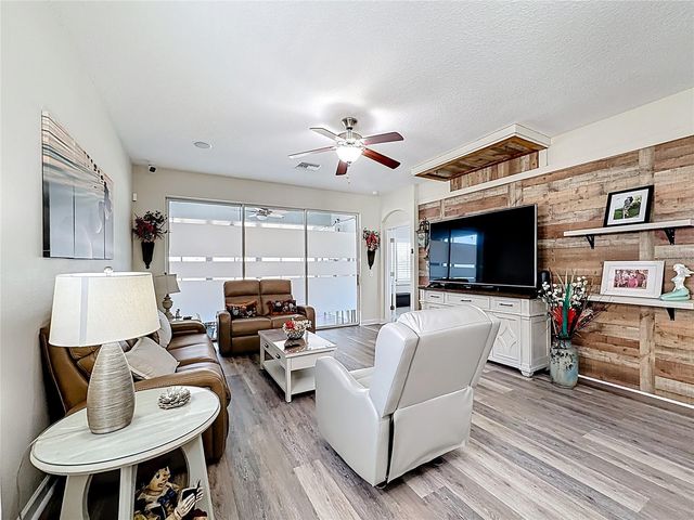 7526 SURREY PINES DRIVE, Apollo Beach, FL 33572