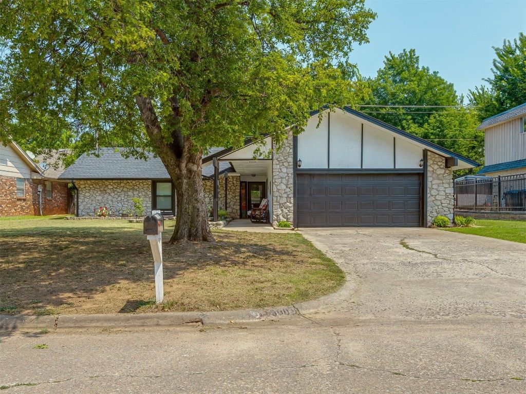 11900 ASHFORD Drive, Yukon, OK 73099