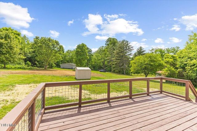 305 Broyles Lane, Bristol, TN 37620