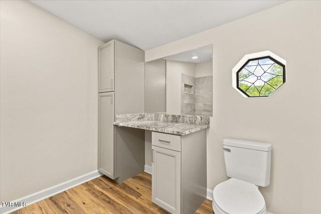 305 Broyles Lane, Bristol, TN 37620