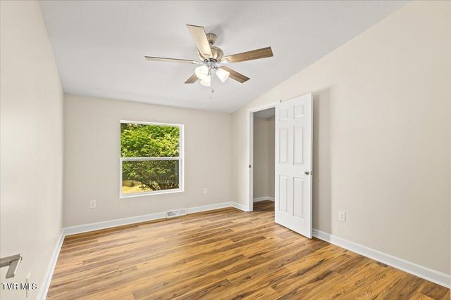 305 Broyles Lane, Bristol, TN 37620
