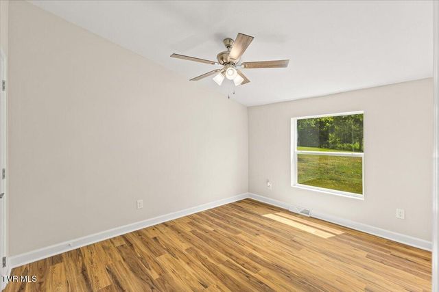 305 Broyles Lane, Bristol, TN 37620