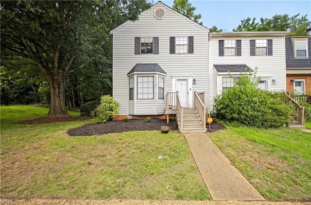 1758 Skiffes Creek CIR, Williamsburg, VA 23185
