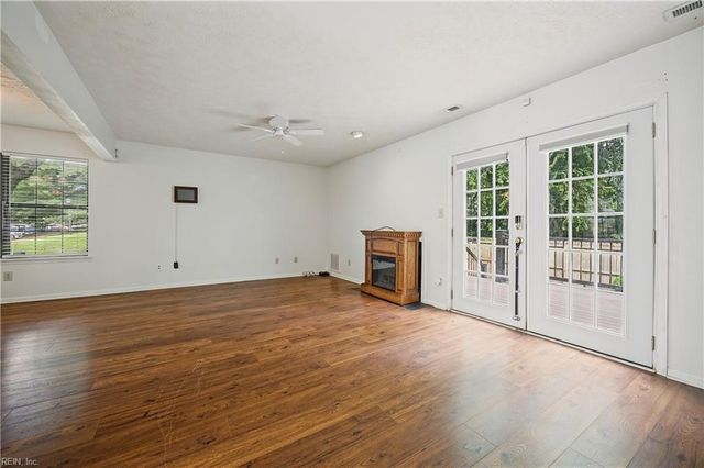 1758 Skiffes Creek CIR, Williamsburg, VA 23185