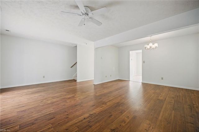 1758 Skiffes Creek CIR, Williamsburg, VA 23185