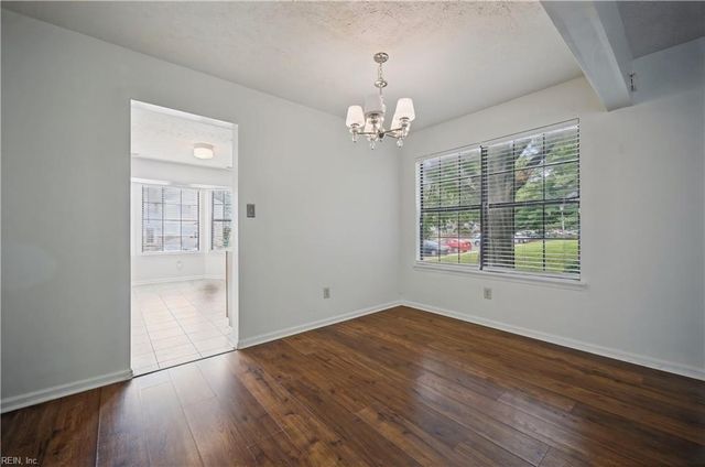 1758 Skiffes Creek CIR, Williamsburg, VA 23185