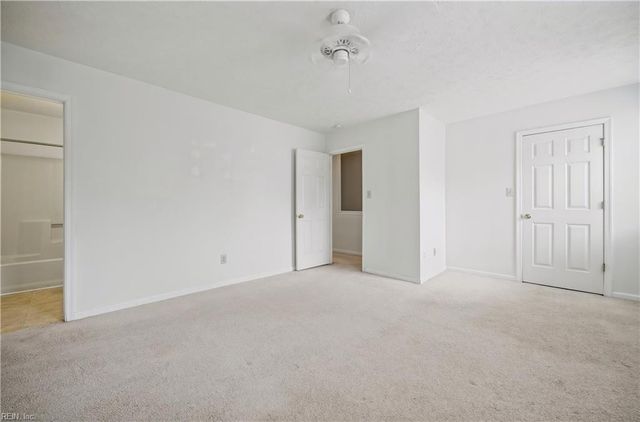 1758 Skiffes Creek CIR, Williamsburg, VA 23185