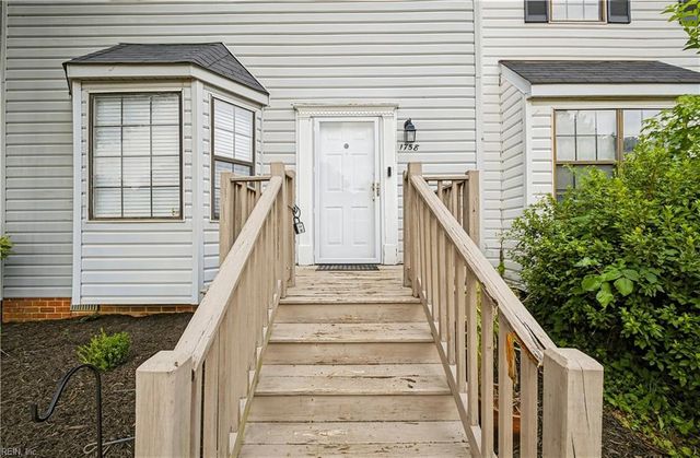 1758 Skiffes Creek CIR, Williamsburg, VA 23185