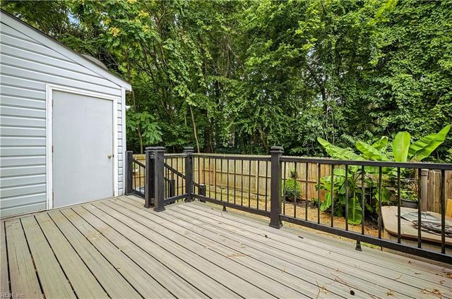1758 Skiffes Creek CIR, Williamsburg, VA 23185
