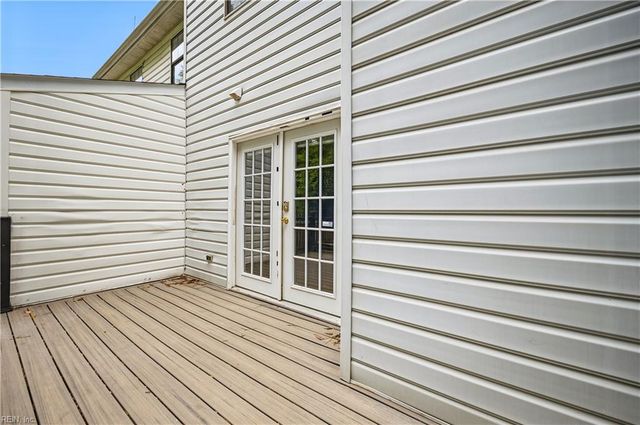 1758 Skiffes Creek CIR, Williamsburg, VA 23185