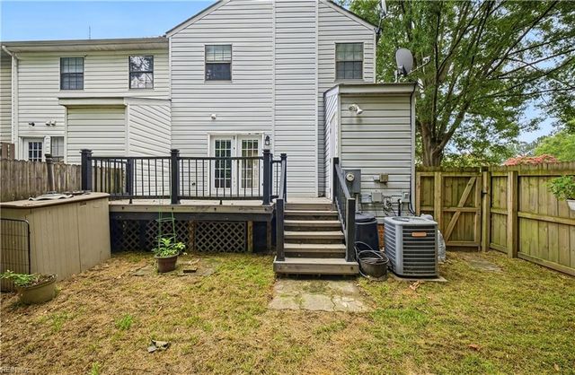 1758 Skiffes Creek CIR, Williamsburg, VA 23185