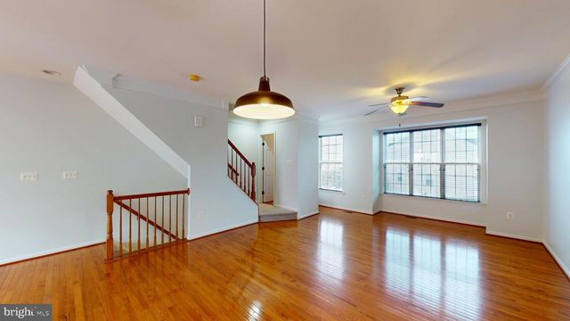 502 LEGRACE TER NE, Leesburg, VA 20176