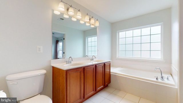 502 LEGRACE TER NE, Leesburg, VA 20176