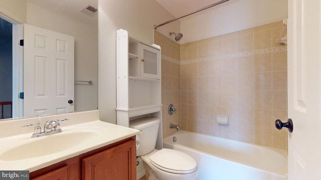 502 LEGRACE TER NE, Leesburg, VA 20176