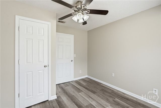 39 Henry Lane, Hinesville, GA 31313