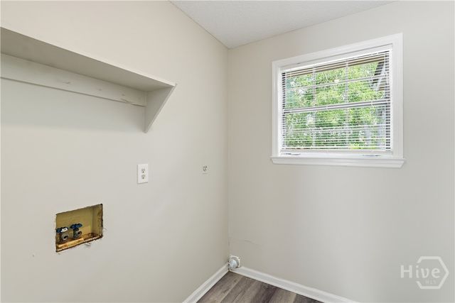 39 Henry Lane, Hinesville, GA 31313