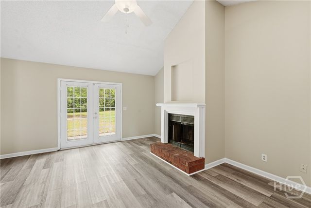 39 Henry Lane, Hinesville, GA 31313