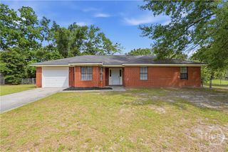 39 Henry Lane, Hinesville, GA 31313