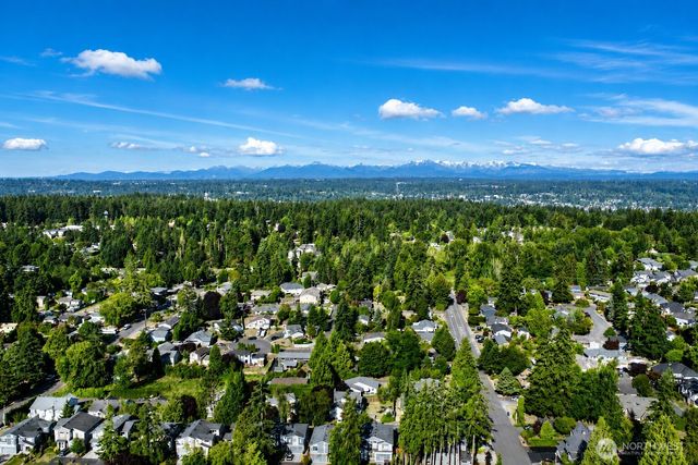 8013 NE 145th Street, Kirkland, WA 98034