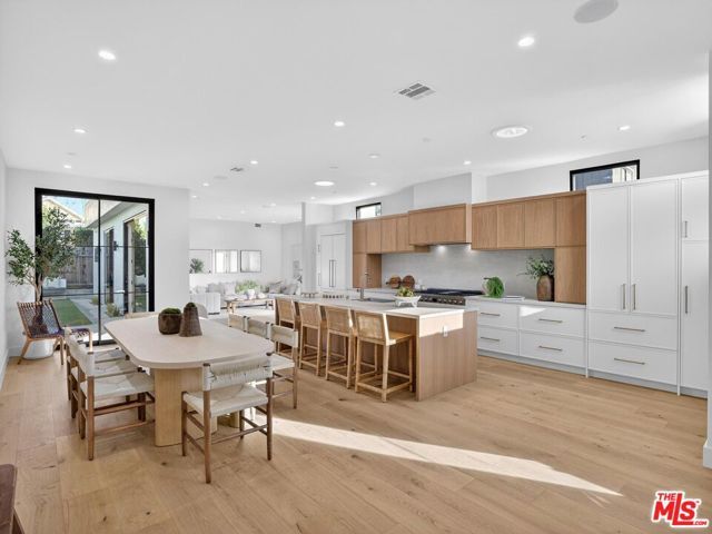 8404 Gonzaga Avenue, Los Angeles, CA 90045