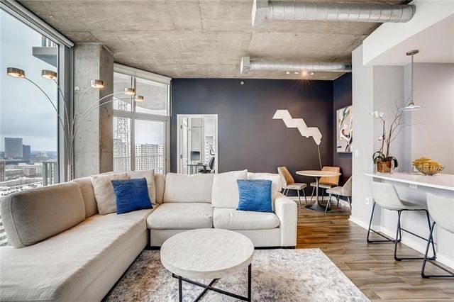 923 Peachtree Street NE 1731, Atlanta, GA 30309