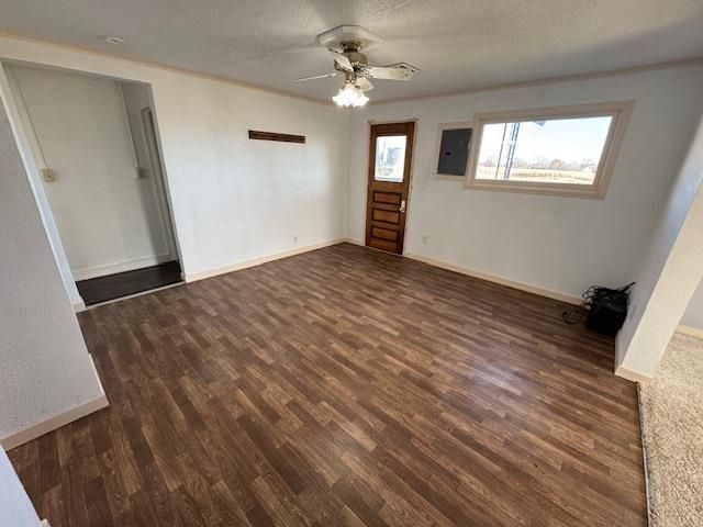 456 S Rothsay Ave, Minneapolis, KS 67467