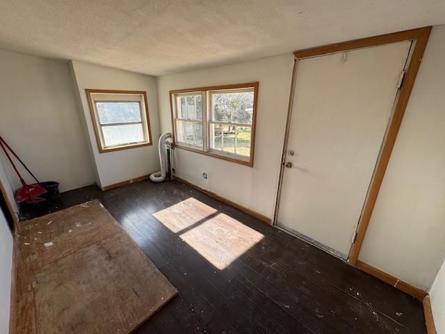 456 S Rothsay Ave, Minneapolis, KS 67467