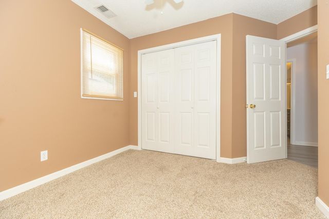 1255 Maple Court, Evansville, IN 47714