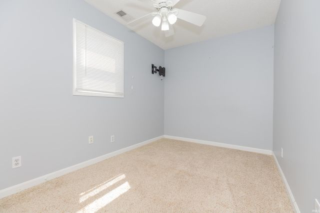 1255 Maple Court, Evansville, IN 47714