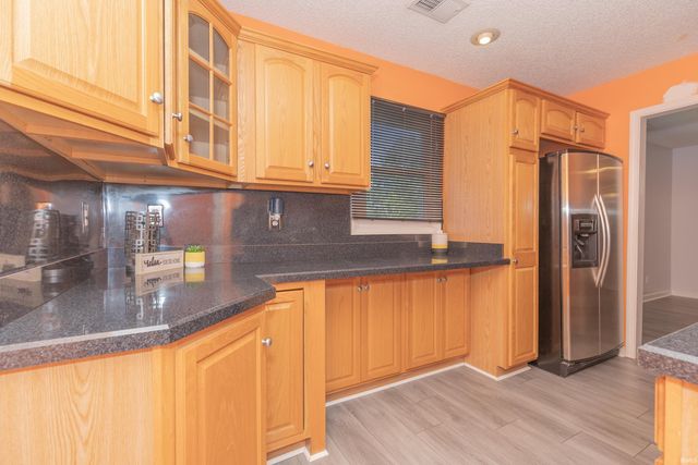 1255 Maple Court, Evansville, IN 47714