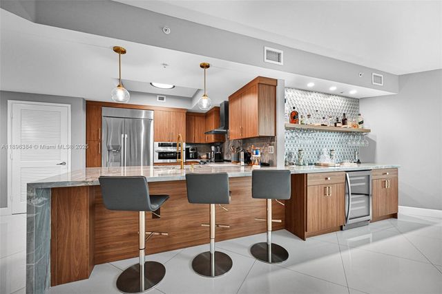 250 Sunny Isles Blvd 3-804, Sunny Isles Beach, FL 33160