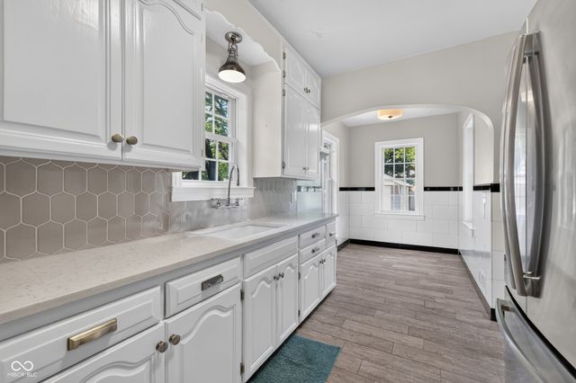 5428 E 10th Street, Indianapolis, IN 46219