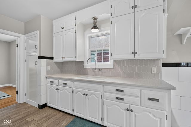 5428 E 10th Street, Indianapolis, IN 46219