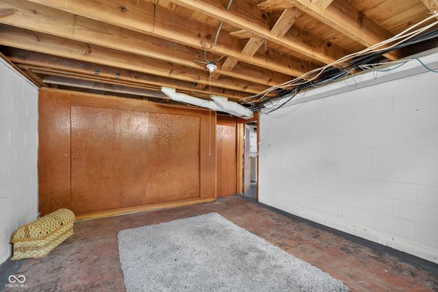 5428 E 10th Street, Indianapolis, IN 46219