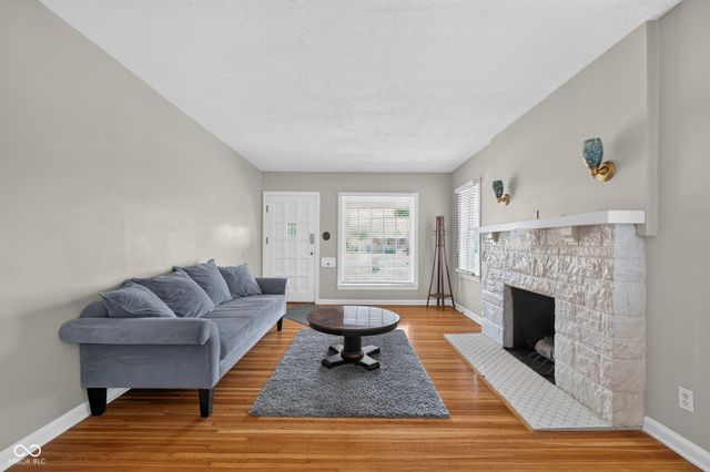 5428 E 10th Street, Indianapolis, IN 46219