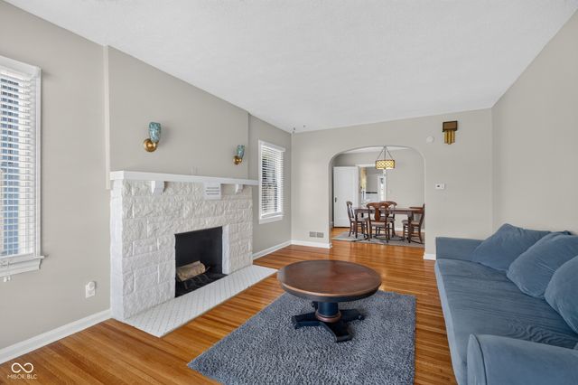 5428 E 10th Street, Indianapolis, IN 46219