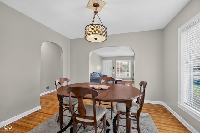 5428 E 10th Street, Indianapolis, IN 46219