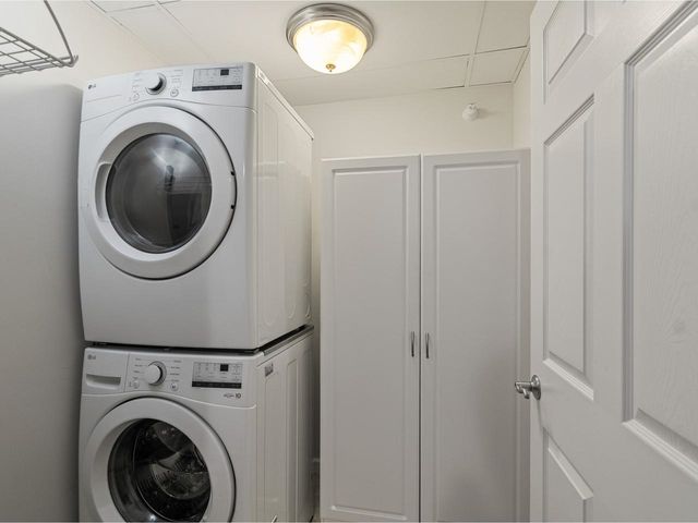 99 Eldredge St Unit 101, South Burlington, VT 05403