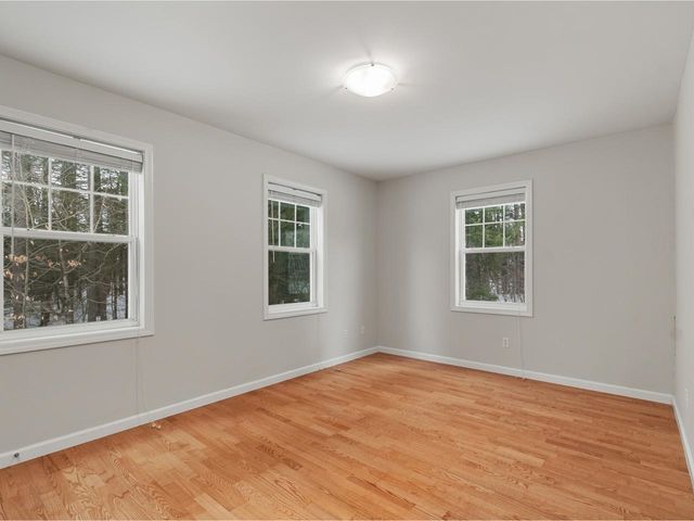 99 Eldredge St Unit 101, South Burlington, VT 05403