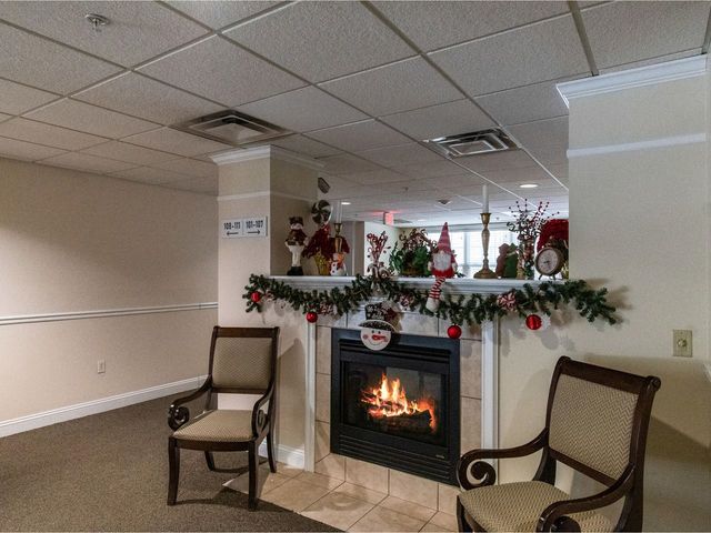 99 Eldredge St Unit 101, South Burlington, VT 05403