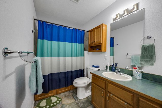 1655 Desarc Way, Fayetteville, AR 72704