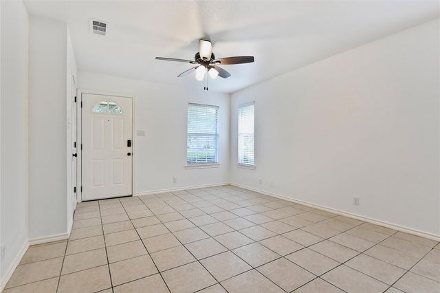 1014 W Coffin Street 102, Denison, TX 75020