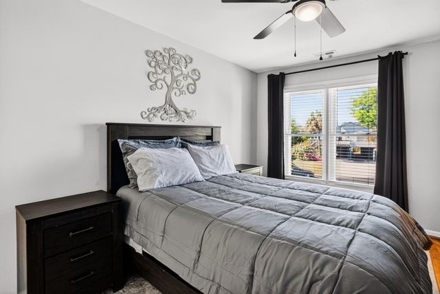 922 Salt Pl., Murrells Inlet, SC 29576