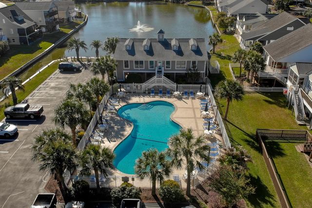 922 Salt Pl., Murrells Inlet, SC 29576