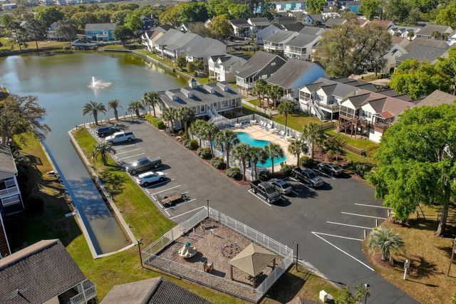 922 Salt Pl., Murrells Inlet, SC 29576