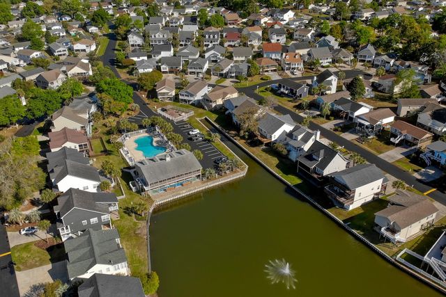 922 Salt Pl., Murrells Inlet, SC 29576